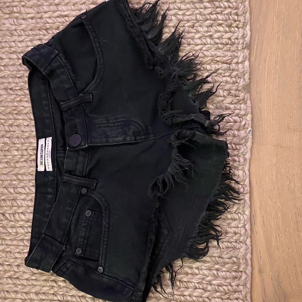 One teaspoon black shorts